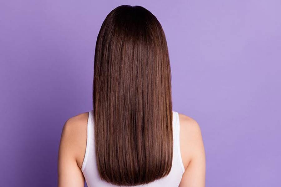 Ways to Smoothen Hair Naturally at Home.