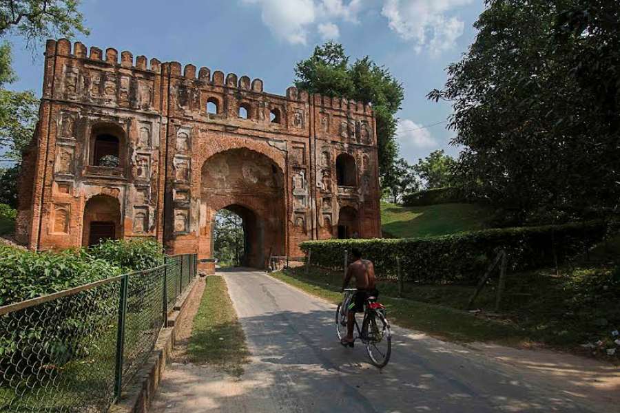 লুকোচুরি দরওয়াজা