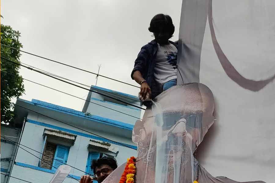 Kolkata celebrates Shah Rukh Khan’s Jawan release