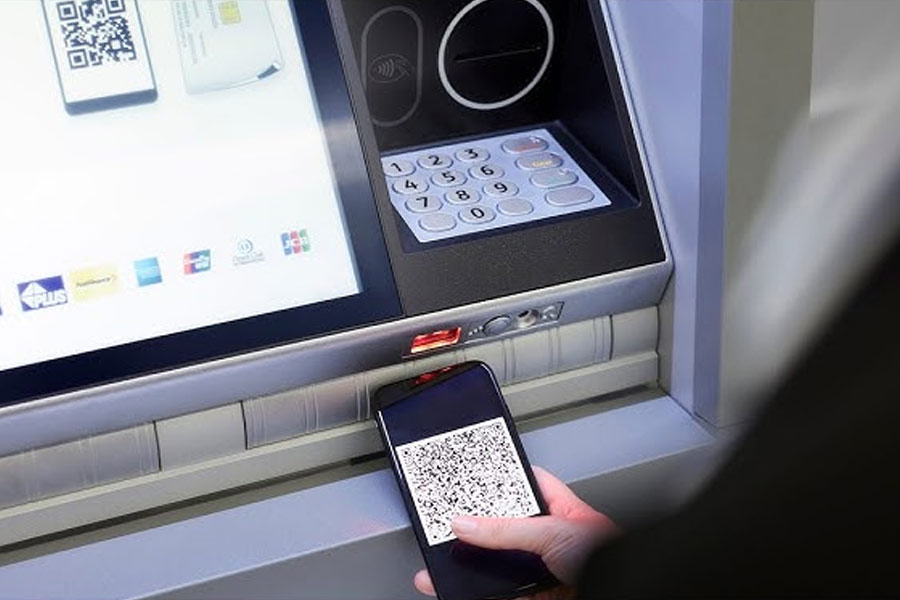 মনে করা হচ্ছে, শীঘ্রই সাধারণ মানুষের মধ্যে জনপ্রিয় হয়ে উঠবে এই নতুন প্রযুক্তি। কী ভাবে প্রযুক্তির ব্যবহার করে এটিএম থেকে টাকা তোলা যাবে, তার ভিডিয়ো এক্স (সাবেক টুইটার) হ্যান্ডলে পোস্ট করেছেন শিল্পপতি আনন্দ মাহিন্দ্রা।