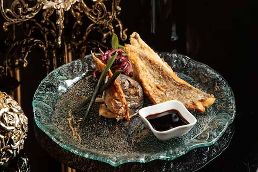 এই বাসনগুলির নকশা প্রতিটি হোটেলের নির্দিষ্ট প্রয়োজনীয়তা অনুযায়ী তৈরি করা হয়েছে। ‘মহারাজা থালি’র জন্য আলাদা লবণ এবং মরিচের রুপোর পাত্রও পাঠানো হয়েছে হোটেলগুলিতে।