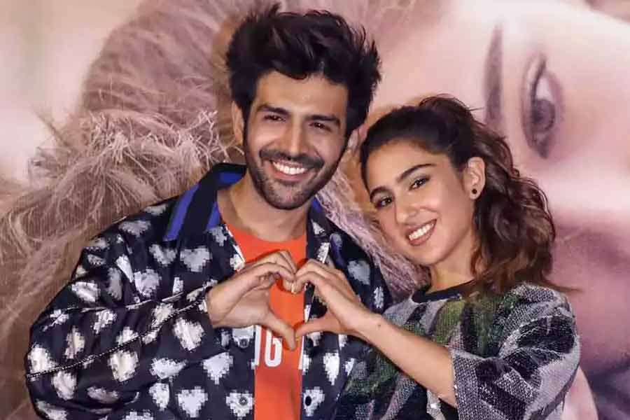 Image of Sara Ali Khan and Kartik Aaryan