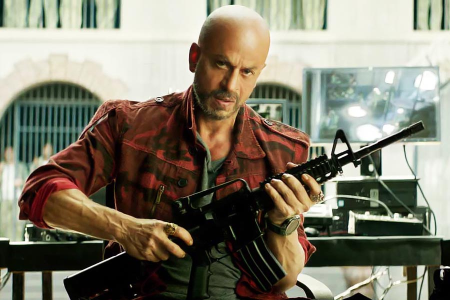 নয়নতারা একা নন, বলিপাড়ায় এমন বহু তারকা রয়েছেন যাঁরা শাহরুখের সঙ্গে একই ছবিতে অভিনয় করতে অনিচ্ছা প্রকাশ করেছিলেন।