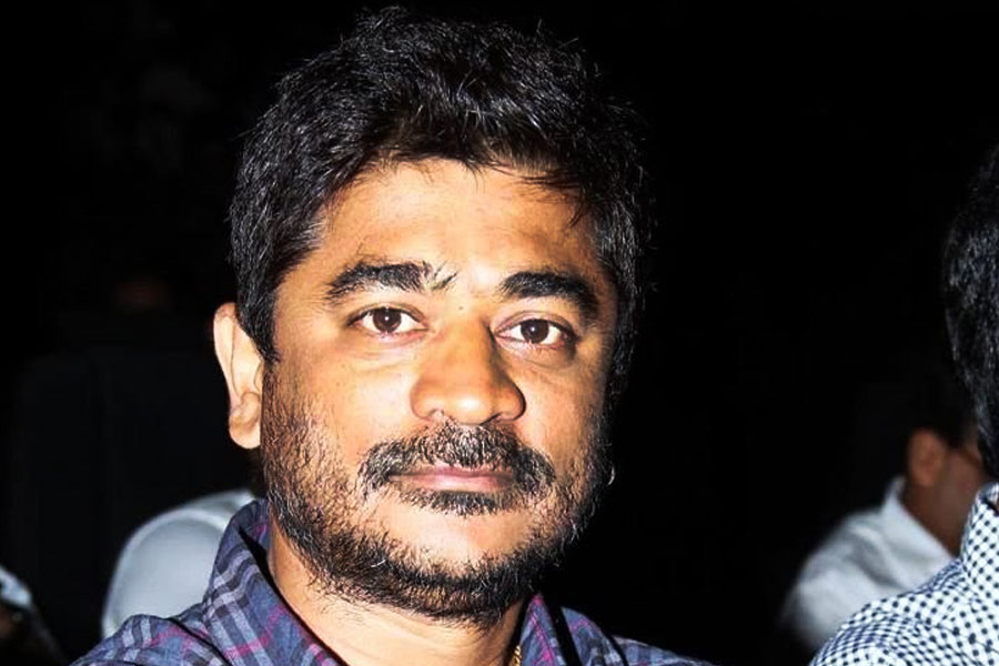 কানাঘুষো শোনা যায়, ‘১২৩৪’-এর নাচের দৃশ্যের দায়িত্বে ছিলেন কোরিয়োগ্রাফার রাজু সুন্দরম। রাজু সম্পর্কে প্রভুদেবার ভাই। সেই কারণে রাজুর সঙ্গে কাজ করতে চাননি নয়নতারা। কিন্তু কেন?