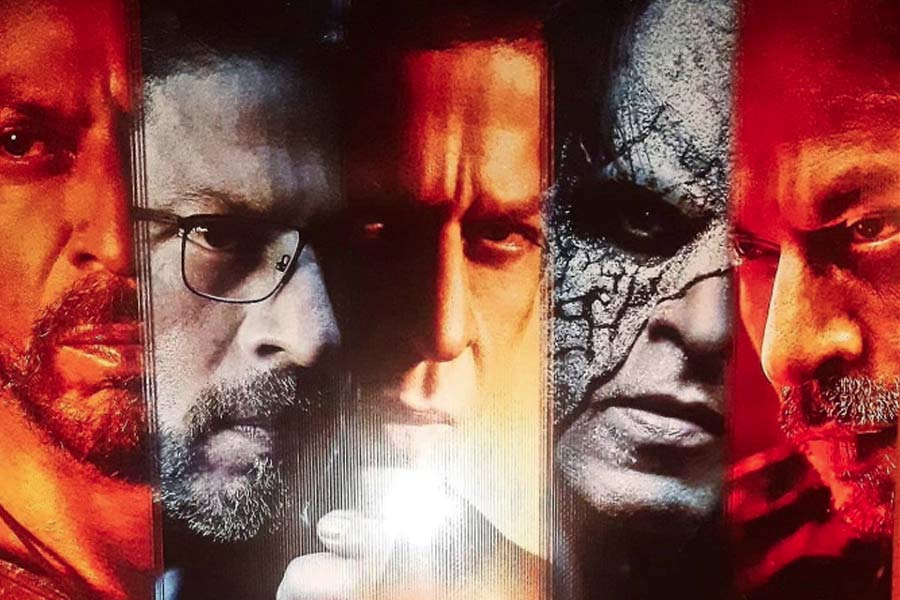 Bollywood actors with most double roles in hindi movies 