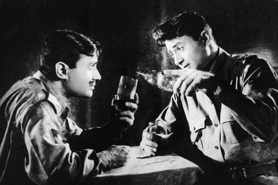 Bollywood actors with most double roles in hindi movies 