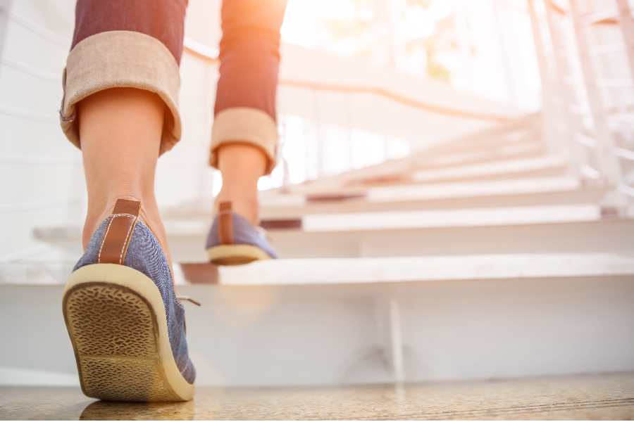 নিয়মিত সিঁড়ি  দিয়ে ওঠানামা করলে কি ওজন ঝরবে?