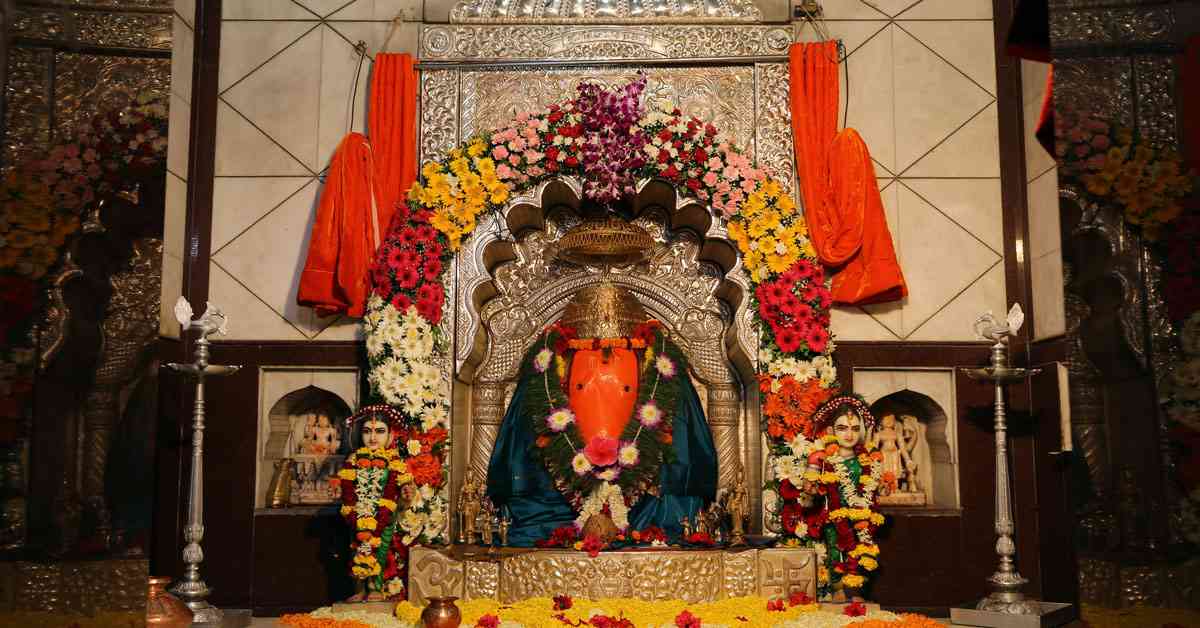 Shri Vighnahar Ganpati Temple | Vigneshwara Temple at Ozar is the most ...