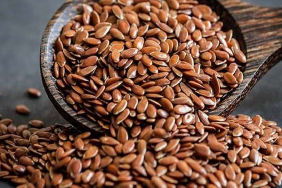 How flax seeds helps to make bones stronger