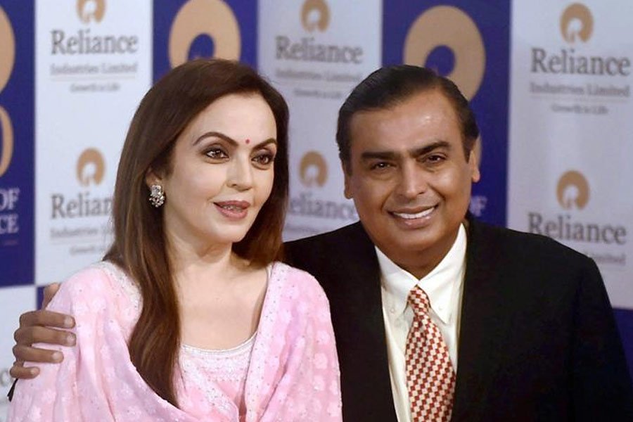 image of Mukesh and neeta Ambani 