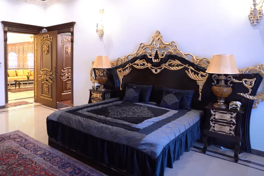 image of costliest house in Pakistan 