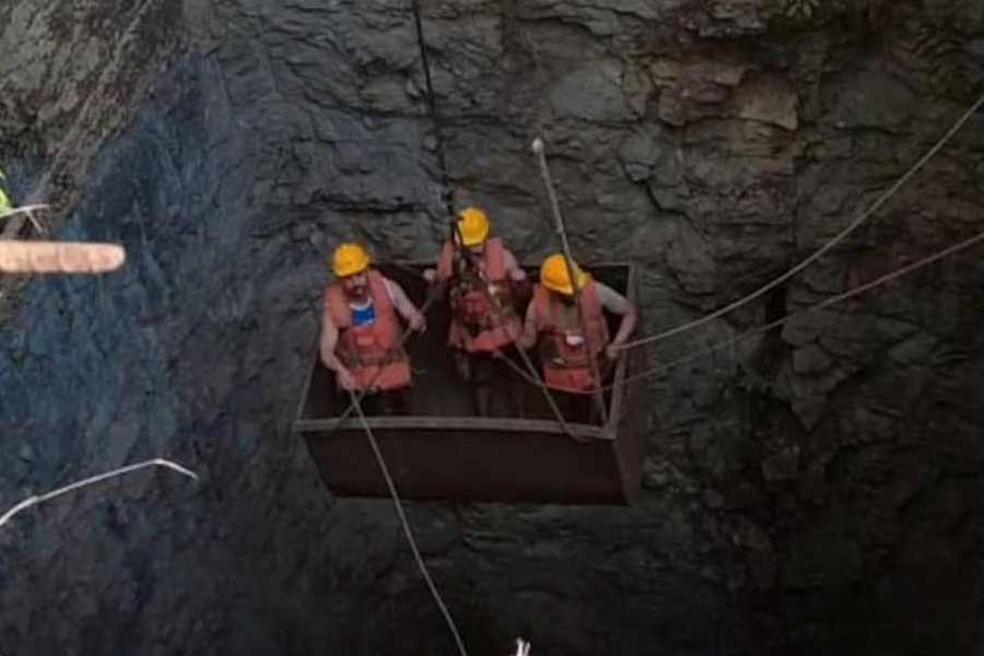 All you need to know about the original story of Mission Raniganj