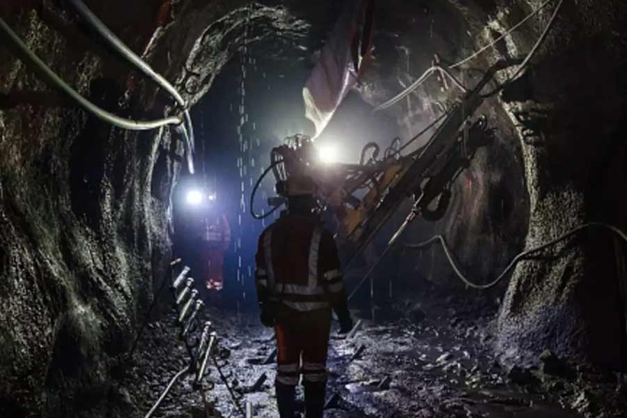 All you need to know about the original story of Mission Raniganj