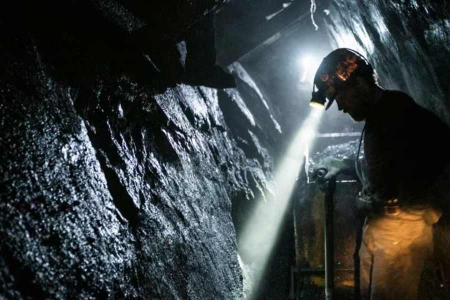 All you need to know about the original story of Mission Raniganj