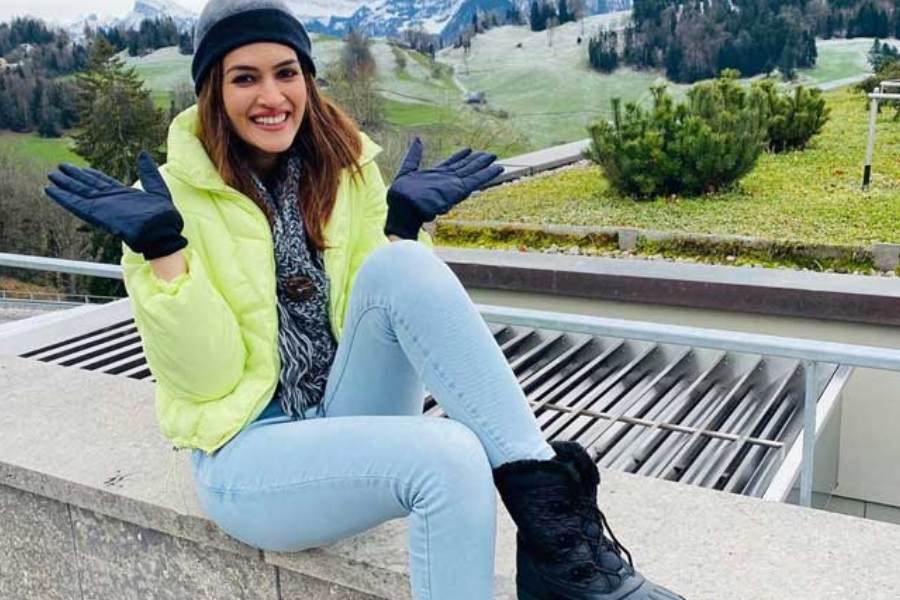 নিরাপত্তা : গ্লোবাল পিস ইনডেক্স (জিপিআই) অনুযায়ী সুইজারল্যান্ড বিশ্বের সপ্তম শান্তিপূর্ণ দেশ। এই দেশটি মহিলাদের জন্য নিরাপদ। মেয়েরা কোনও সংশয় ছাড়াই একাই বেরিয়ে পড়তে পারেন ইউরোপের অন্যতম নিরাপদ এই দেশটিতে।