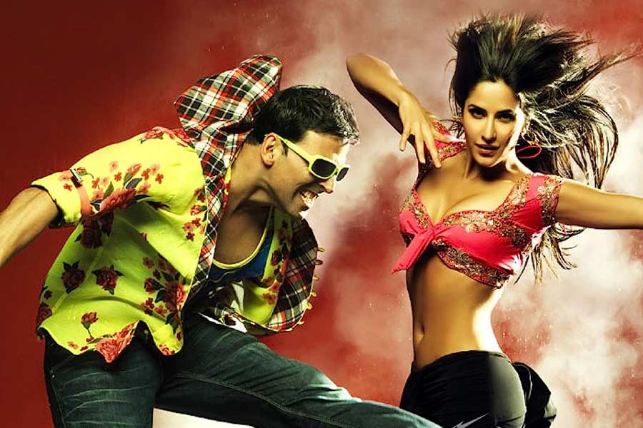 Worst bollywood films that earned huge in the box office