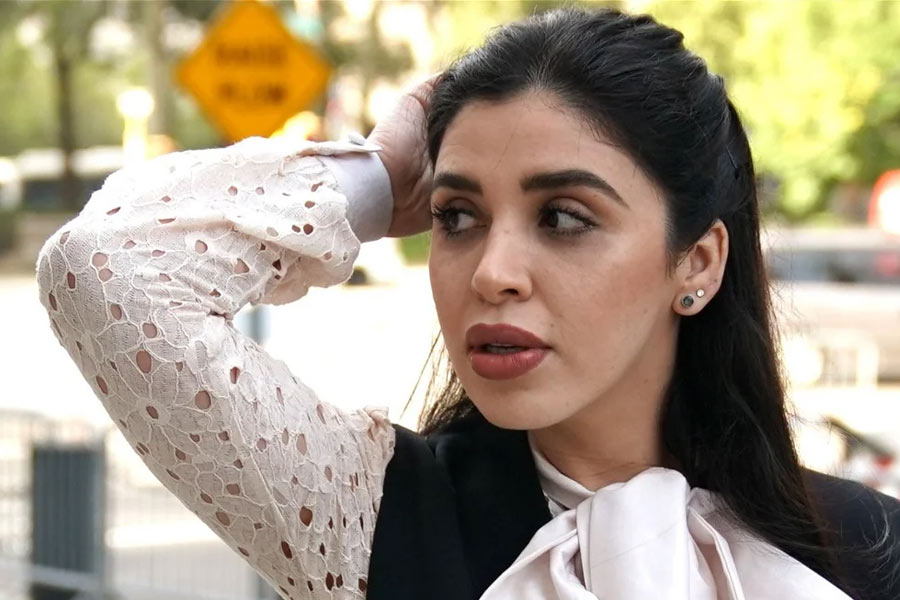 ১৯৮৯ সালে সান ফ্রান্সিসকোর দুরাঙ্গো গ্রামে জন্ম এমার। ছোট থেকেই মডেলিংয়ের প্রতি ঝোঁক ছিল তাঁর। 