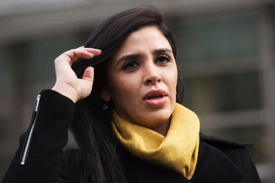 ২০০৭ সালে একটি সৌন্দর্য প্রতিযোগিতায় অংশগ্রহণ করেন এমা। সেখানেই এল চ্যাপোর সঙ্গে প্রথম আলাপ হয় তাঁর।