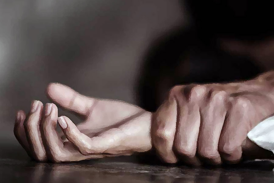 Man throws out wife who allegedly raped by his father in Uttar Pradesh