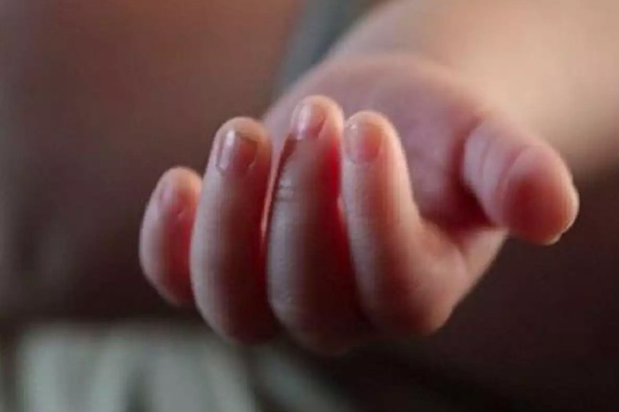 Birth certificates to become single document for government jobs to Aadhaar