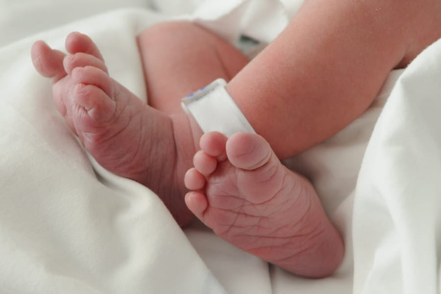 Birth certificates to become single document for government jobs to Aadhaar