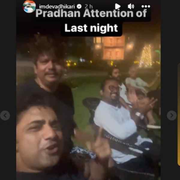 দেবের ইনস্টাগ্রাম স্টোরি।