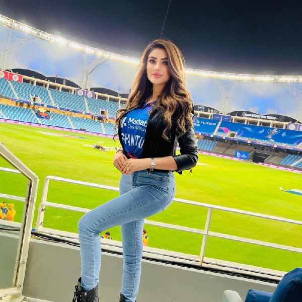 photo of Wazhma Ayoubi