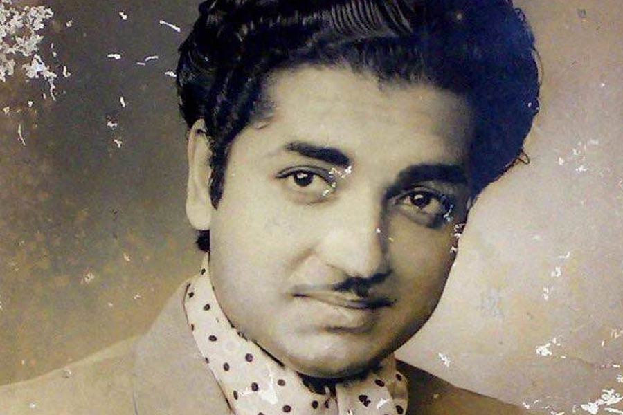 ত্রিশ দশকের বেশি দক্ষিণী ফিল্ম ইন্ডাস্ট্রিতে থেকে ৭০০টিরও বেশি ছবিতে অভিনয় করেন প্রেম। এর মধ্যে বেশির ভাগ হিট ছবিই উপহার দিয়েছেন তিনি।