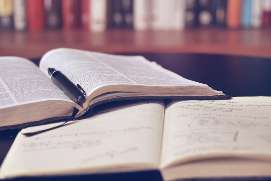 দশমের পরীক্ষার দুর্দান্ত নম্বর পাওয়ায় সহপাঠীদের অনেকেই মত ছিল, এ বার আইআইটি-তে পড়াশোনার জন্য রাজস্থানের কোটায় গিয়ে প্রস্তুতি নেওয়া উচিত তাঁর। কিশোর বয়সে সে স্বপ্নই বুনেছিলেন হরিয়ানার দীপক রাঠী।