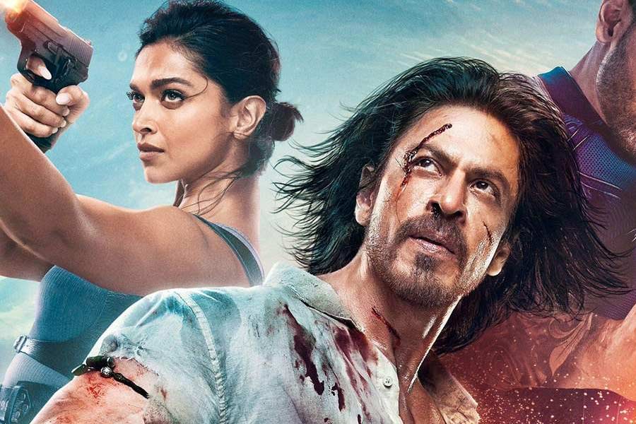 মুক্তির পর বক্স অফিসে হাজার কোটি টাকার ক্লাবে নাম লিখিয়ে দিয়েছে ‘পাঠান’। 