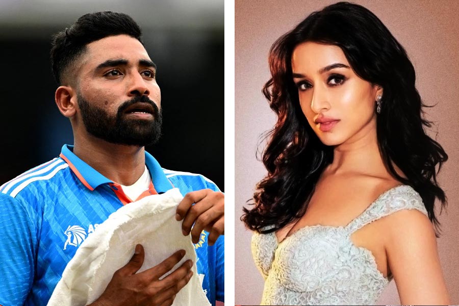 Picture of Mohammed Siraj and Shraddha Kapoor