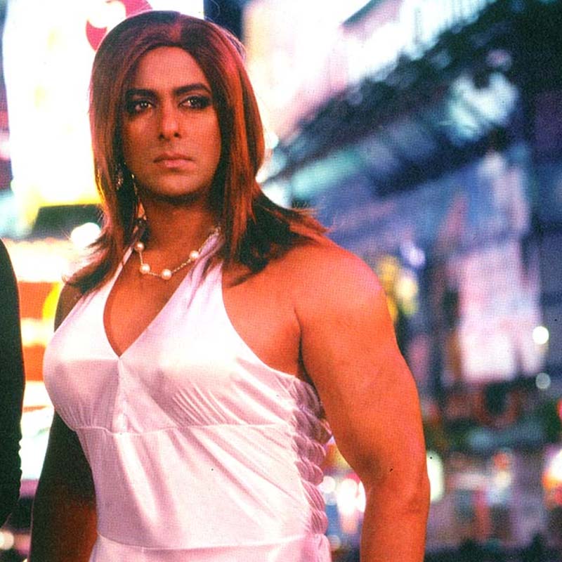 Bollywood actors who played female roles in hindi movies