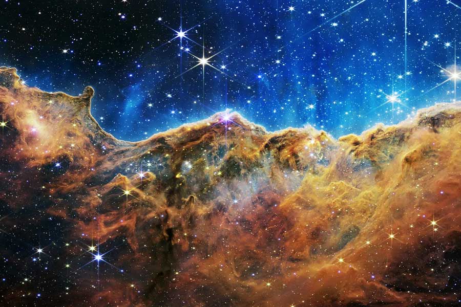 Cosmic alcohol that may taste and smell like Raspberry and Rum