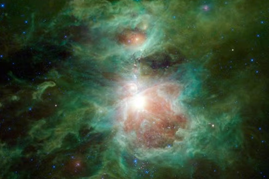 Cosmic alcohol that may taste and smell like Raspberry and Rum