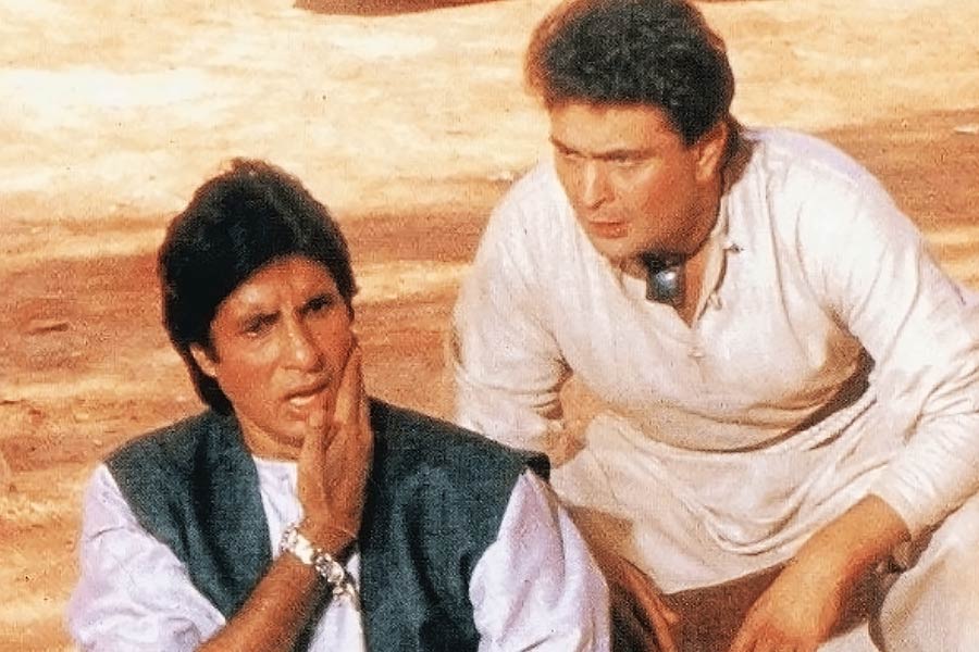 Rishi Kapoor and Amitabh Bachchan