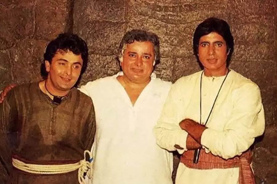 Rishi Kapoor and Amitabh Bachchan