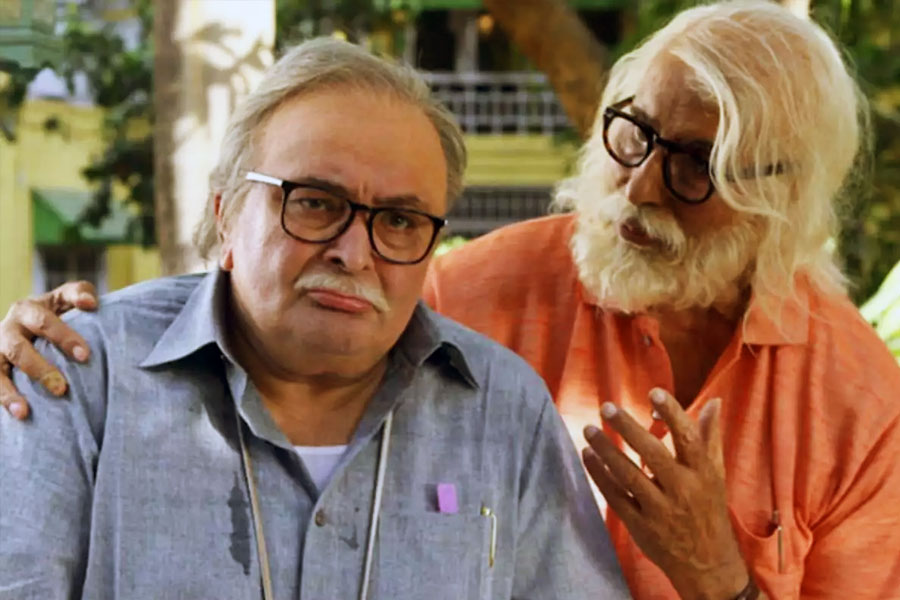 Rishi Kapoor and Amitabh Bachchan