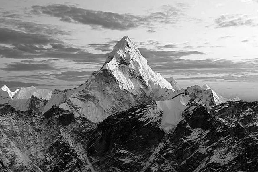 Image of Mount Everest