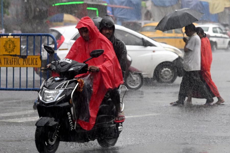 Rain with thunderstorm may occur on every part of Bengal till Thursday