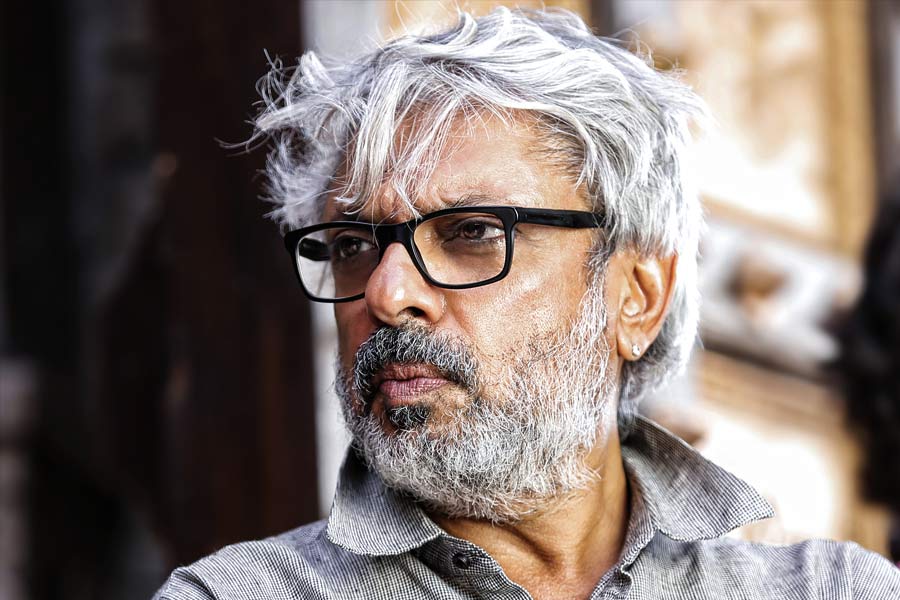 Bollywood actor Nana Patekar reveals that he scolded Sanjay Leela Bhansali for Bajirao Mastani