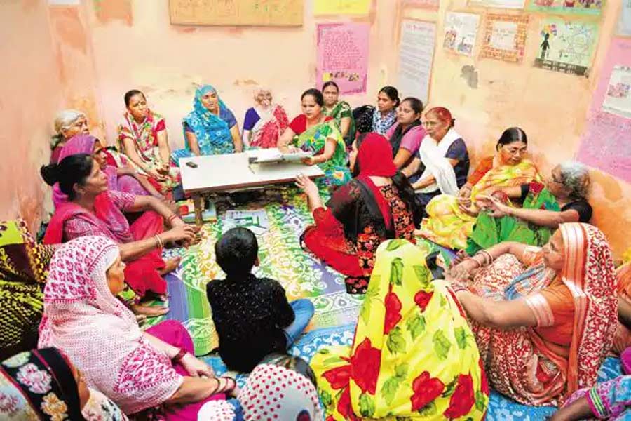 Young Female panchayat heads of India, who are changing the way of Village administration