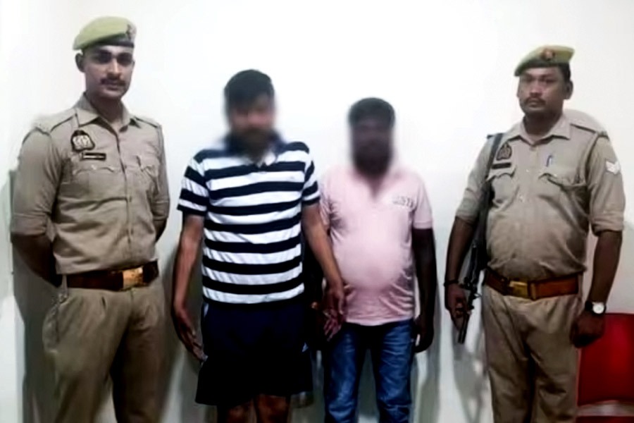 Noida vegetable vendor thrashed, paraded naked over loan of Rs 3000, two arrested
