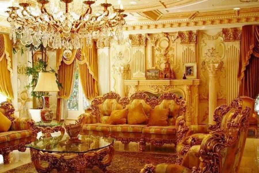 জনপ্রিয় পত্রিকা ‘ভোগ ইন্ডিয়া’র প্রচ্ছদে একাধিক বার 'মন্নত'-এর ছবি বেরিয়েছে। কিন্তু এই প্রথম ‘ভোগ ইন্ডিয়া’র প্রচ্ছদে ঠাঁই পেয়েছে শাহরুখের প্রাসাদের অন্দরমহলের ছবিও!