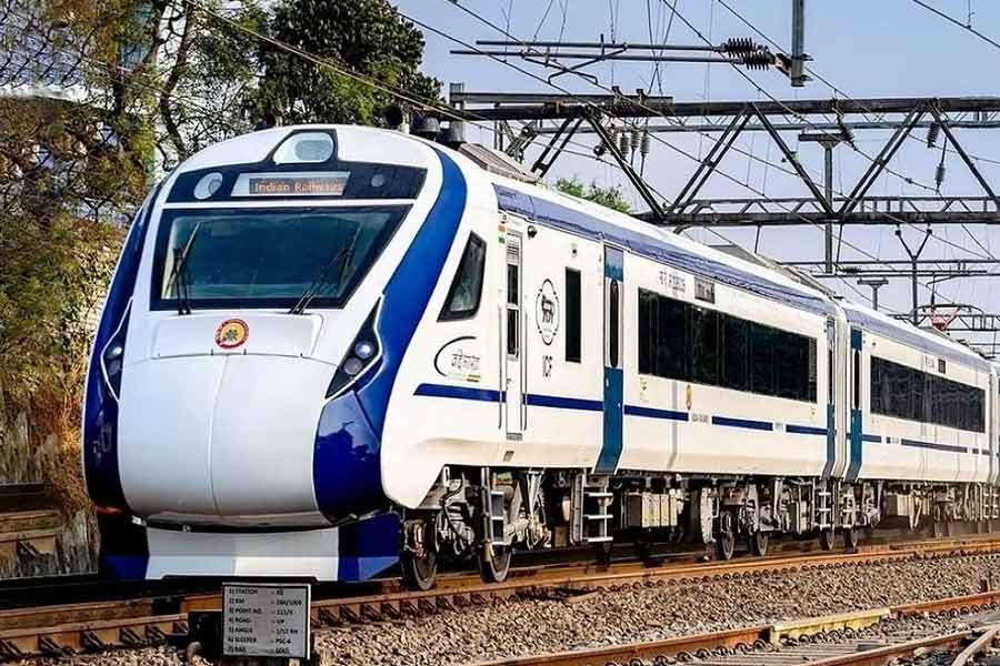 New features are being added to Vande Bharat Express trains.