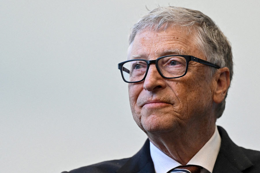 তবে এই ‘তু তু ম্যায় ম্যায়’-এর বেশির ভাগই চলত বিজ্ঞাপনের মাধ্যমে। একে অপরের সঙ্গে আইনি বিরোধেও জড়িয়ে পড়েছিল দুই সংস্থা। 