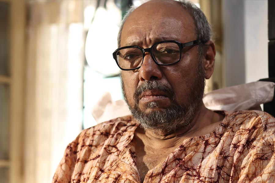 In an exclusive interview Anjan Dutt recall his journey with Mrinal Sen before the release of Palan