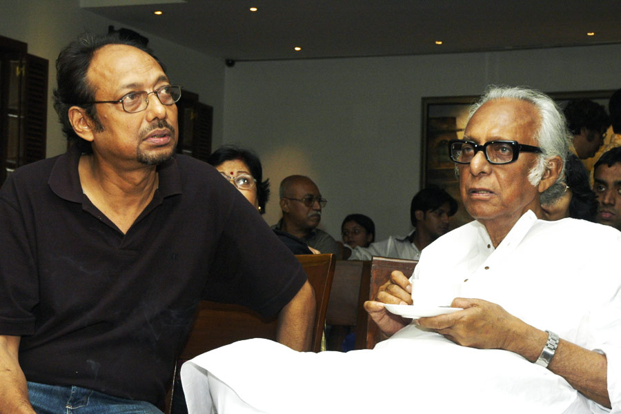 Anjan Dutt recall his journey with Mrinal Sen