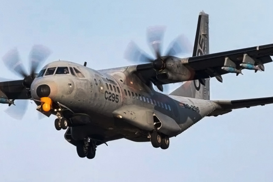 photo of c-295