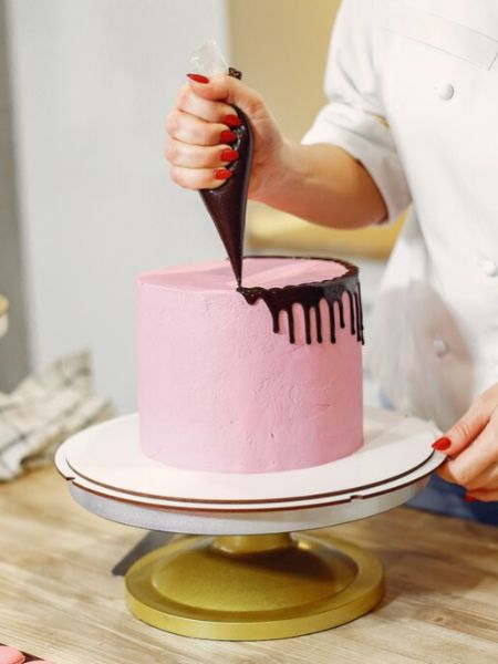 Soft and spongy cake can be made without oven dgtl