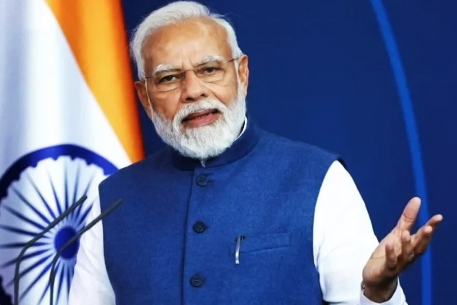 বারাণসীর কমিশনার কৌশলরাজ শর্মা শুক্রবার সংবাদ সংস্থা পিটিআইকে জানিয়েছিলেন, এই অনুষ্ঠানে উপস্থিত থাকবেন বিসিসিআই সভাপতি রজার বিন্নী, বোর্ডের সহ-সভাপতি রাজীব শুক্ল এবং বোর্ড সচিব জয় শাহ।